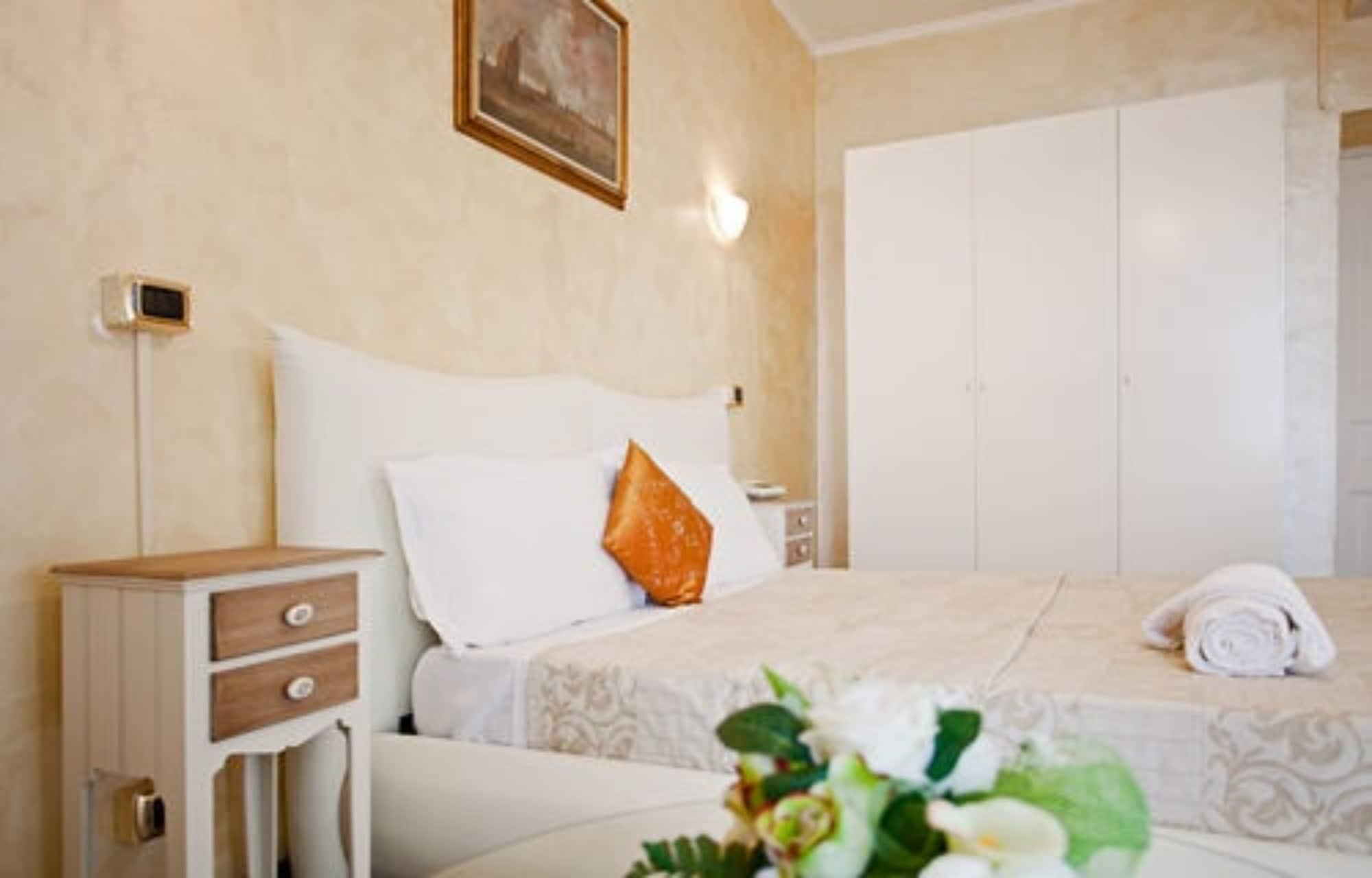 Grand & Des Hotel 4*