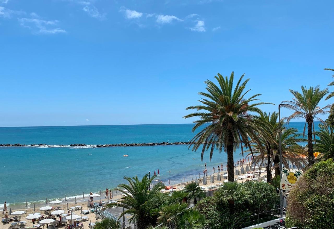 Hotel Grand & Des 4*